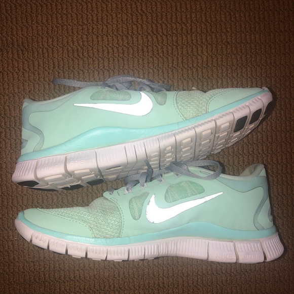 Mint green Nike running shoes Mint green Nike running shoes